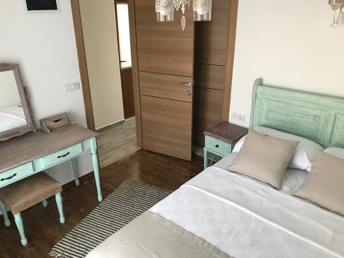 Ayshe Hotel 포카 외부 사진